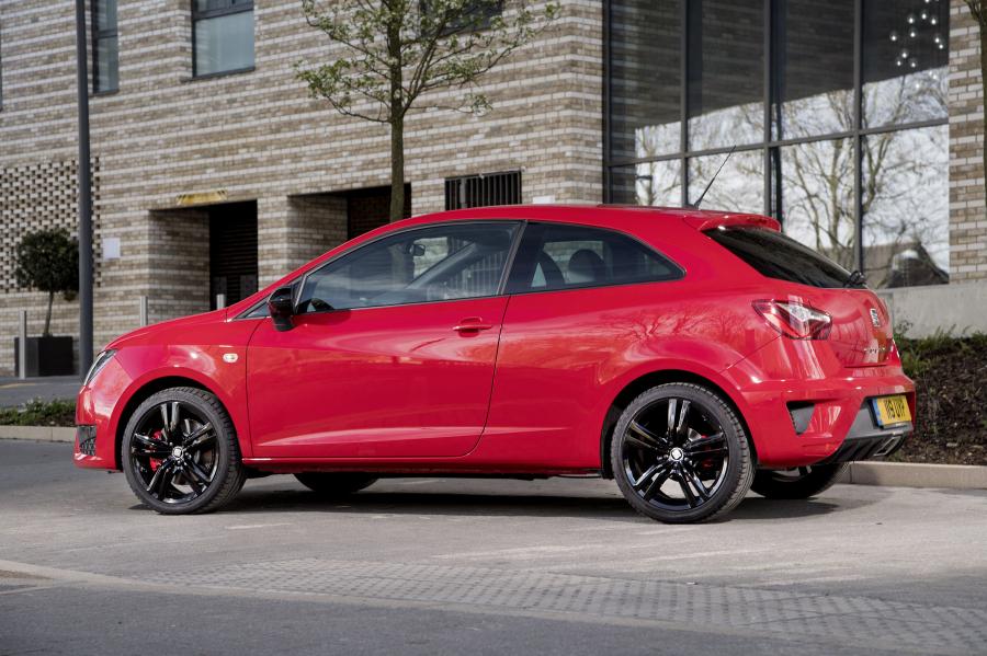  Seat Ibiza Cupra 2016 года  (UK) (фото 19 из 30)